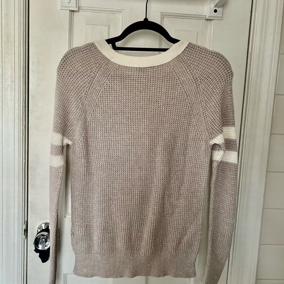 AEO cream sweater - Picture 3 of 3
